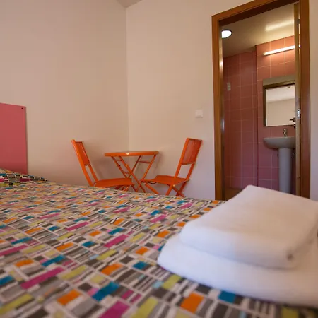 Hostel Hi - De Juventude *