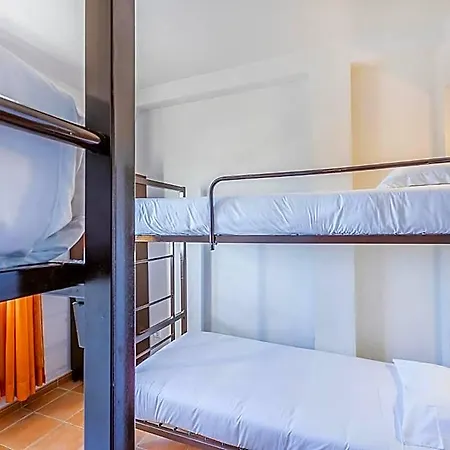 Hi - De Juventude Hostel