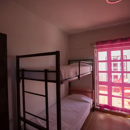 Ostello Hi - De Juventude Portimão